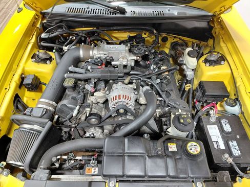 Used 2004 Ford Mustang GT image 23