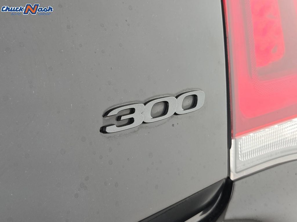 Used 2022 Chrysler 300 Touring w/ Sport Appearance Package AWD/4WD image 36