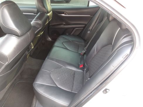 Used 2021 Toyota Camry XSE image 10