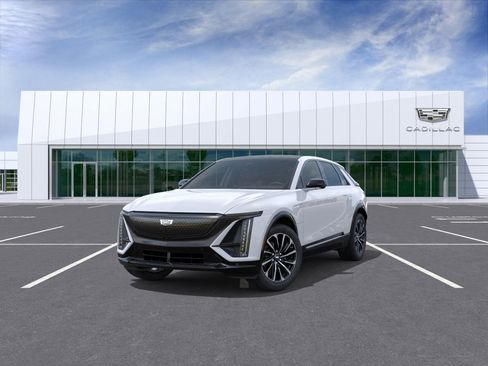 New 2026 Cadillac Lyriq Sport image 8