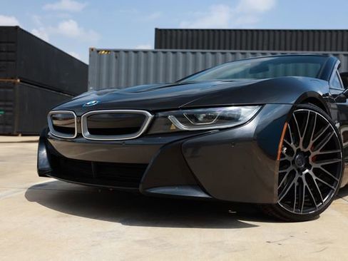 Used 2019 BMW i8 Roadster image 51