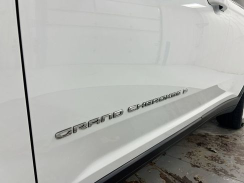 Used 2023 Jeep Grand Cherokee L Limited w/ Luxury Tech Group II image 27