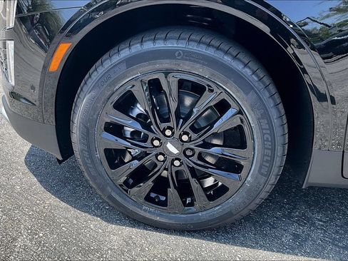 New 2026 Cadillac XT5 Premium Luxury w/ LPO, ONYX Package AWD/4WD image 13