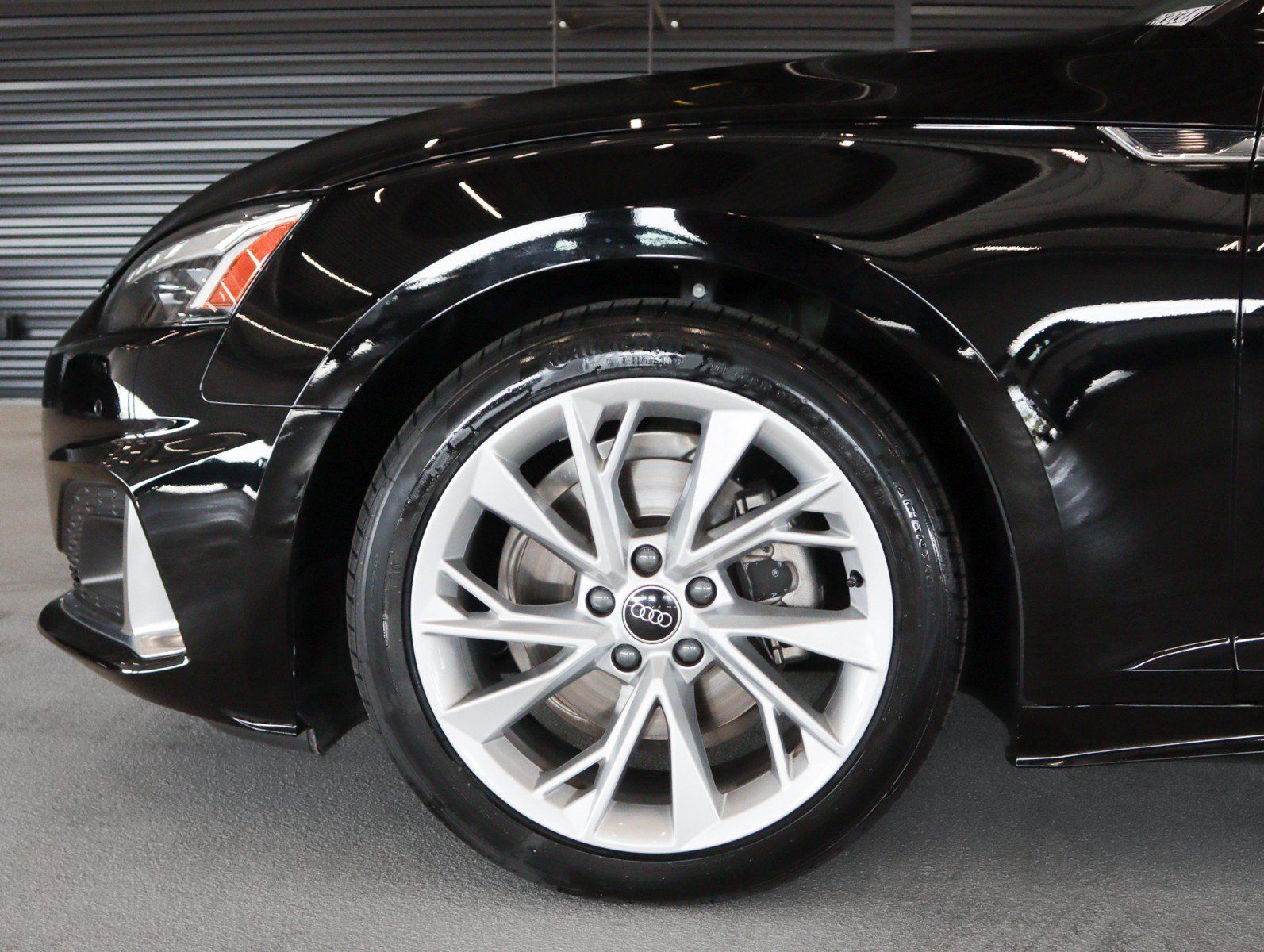 Used 2023 Audi A5 2.0T Premium Plus w/ Premium Plus AWD/4WD image 5