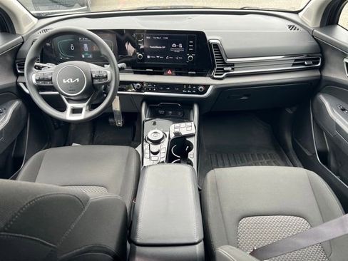 Used 2023 Kia Sportage LX AWD/4WD image 10