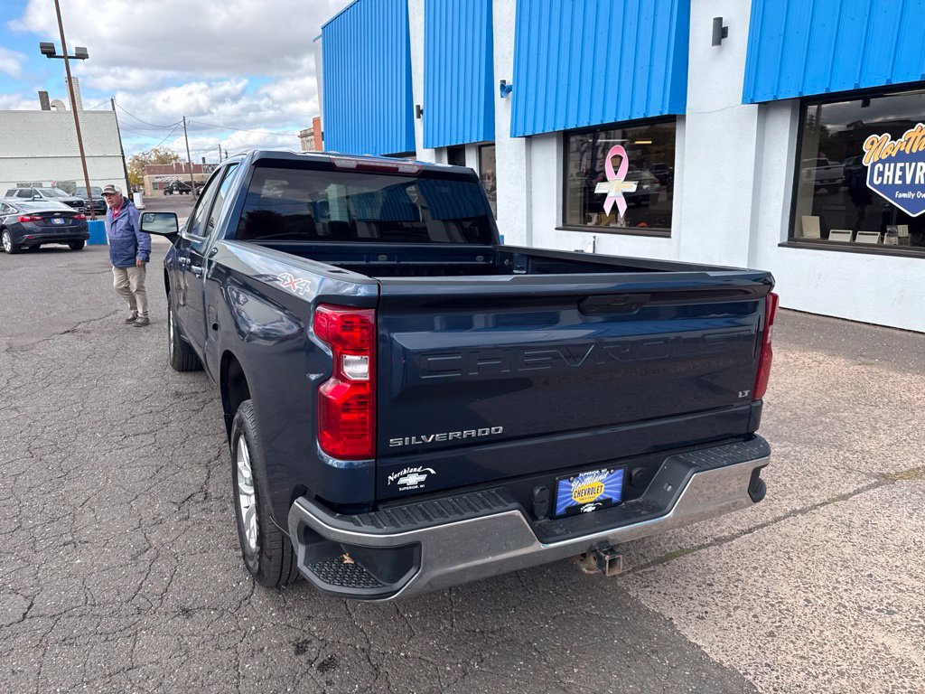Used 2021 Chevrolet Silverado 1500 LT AWD/4WD image 14