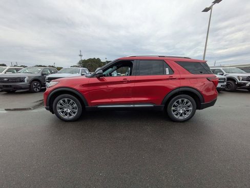 New 2026 Ford Explorer Platinum image 7