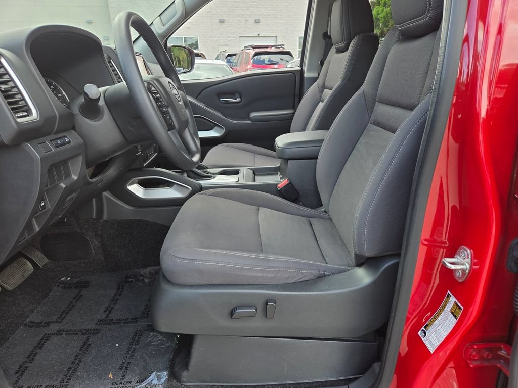 Used 2023 Nissan Frontier SV w/ Technology Package AWD/4WD image 9