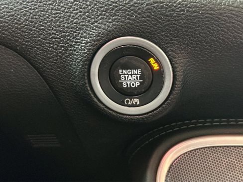 Used 2018 Dodge Challenger R/T Scat Pack w/ Leather Interior Group image 24