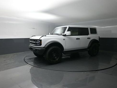 New 2026 Ford Bronco Outer Banks w/ Sasquatch Package AWD/4WD image 4