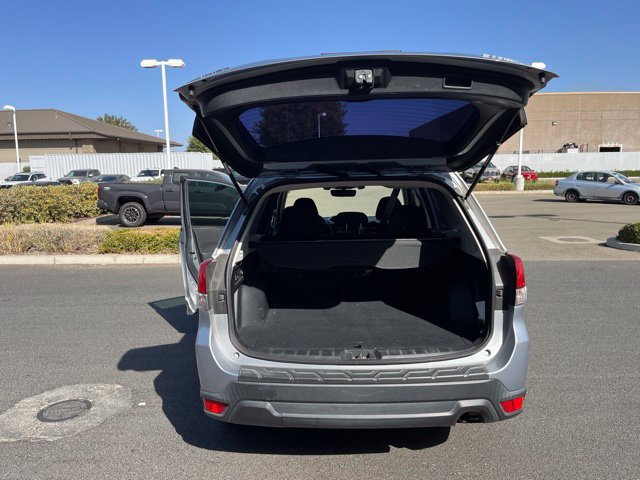 Used 2020 Subaru Forester w/ Alloy Wheel Package AWD/4WD image 9