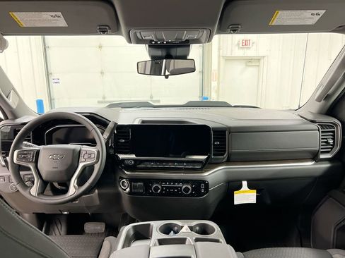 Used 2023 Chevrolet Silverado 1500 LT Trail Boss image 10