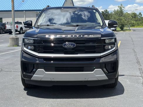 Certified 2025 Ford Expedition Platinum AWD/4WD image 37
