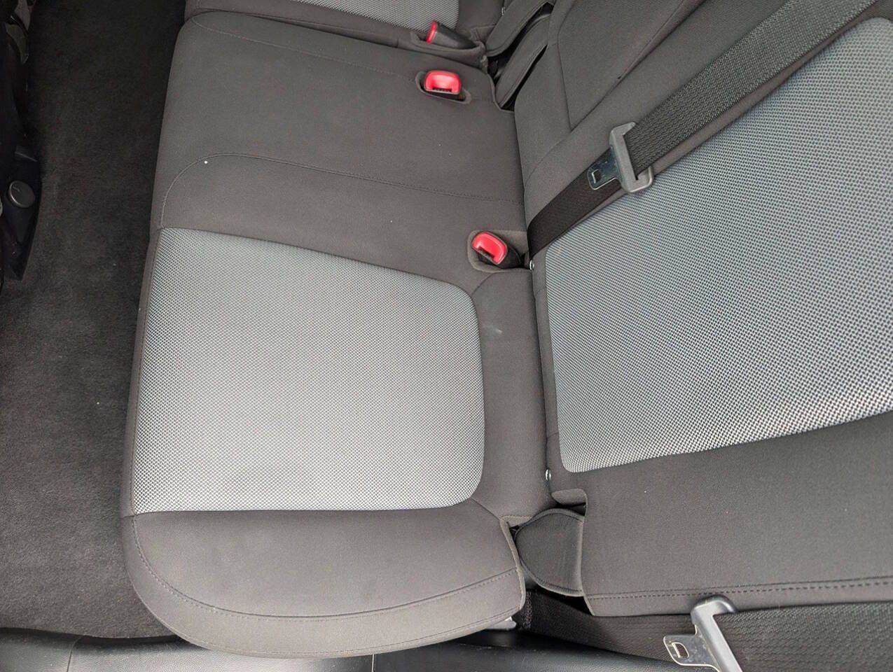 Used 2015 Chevrolet Captiva Sport LS FWD image 40
