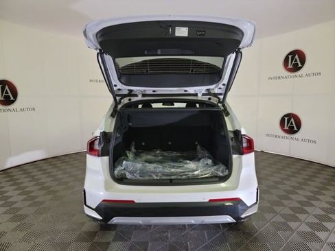 New 2025 BMW X1 xDrive28i w/ Premium Package image 8