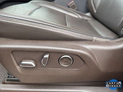 Used 2021 GMC Yukon Denali w/ Denali Premium Package image 15