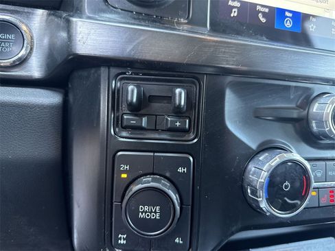 Used 2023 Ford F250 Lariat w/ Lariat Ultimate Package image 30
