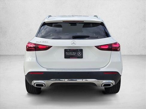 Used 2025 Mercedes-Benz GLA 250 image 7