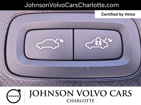 Used 2025 Volvo XC90 B6 Plus AWD/4WD image 15