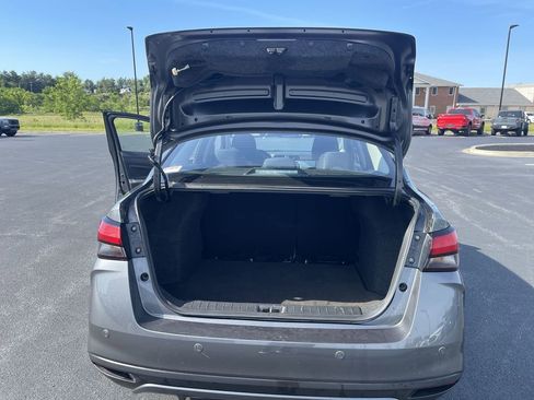 Used 2024 Nissan Versa SV FWD image 22