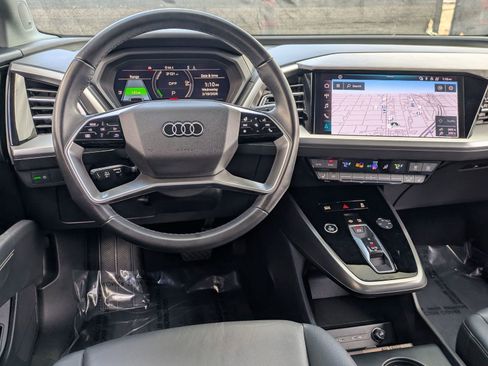 Used 2023 Audi Q4 e-tron Premium Plus w/ Premium Plus image 8