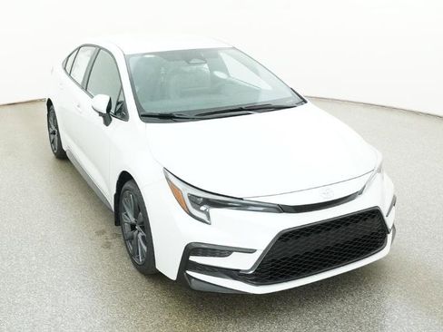 New 2026 Toyota Corolla SE image 7
