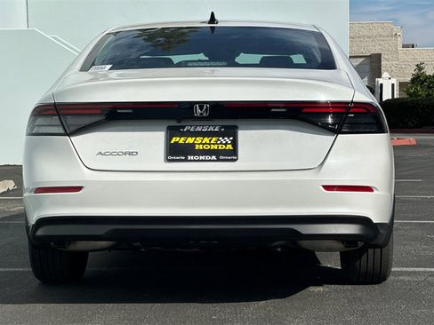 New 2025 Honda Accord SE image 5