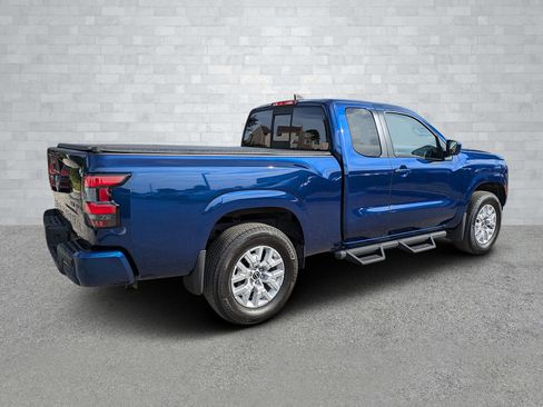 Used 2022 Nissan Frontier SV image 5