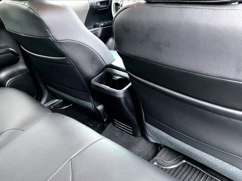 Used 2020 Toyota Tacoma SR image 19