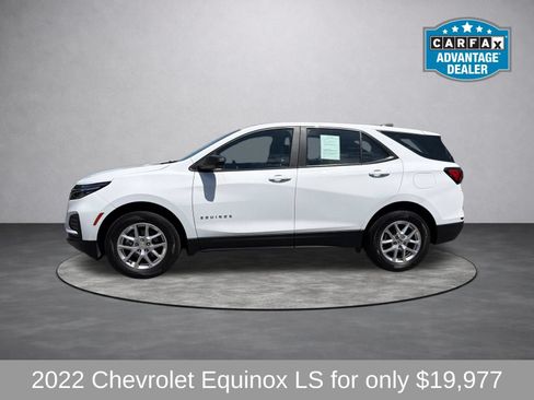 Used 2022 Chevrolet Equinox LS AWD/4WD image 4