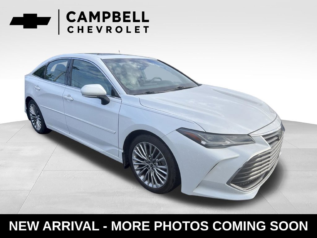 Used 2019 Toyota Avalon Limited FWD image 7