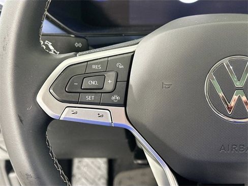 Used 2022 Volkswagen Taos SE image 19