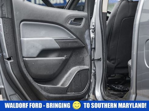 Used 2018 Chevrolet Colorado Z71 image 31