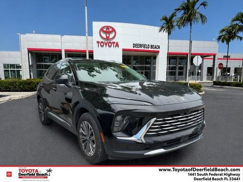 Used 2024 Buick Envision Preferred AWD/4WD image 1