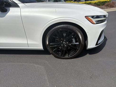 Certified 2023 Volvo S60 B5 Plus FWD image 13