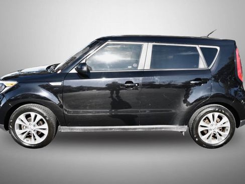 Used 2015 Kia Soul + FWD image 4