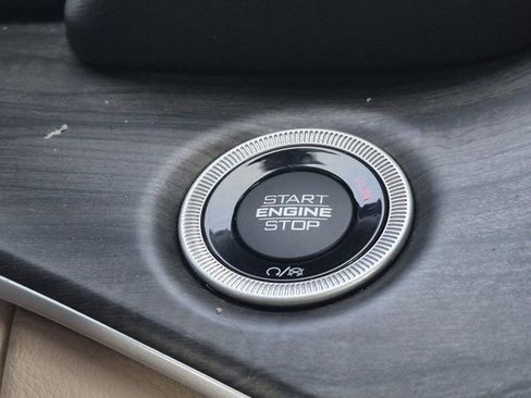 Used 2023 Jeep Grand Cherokee Limited image 24