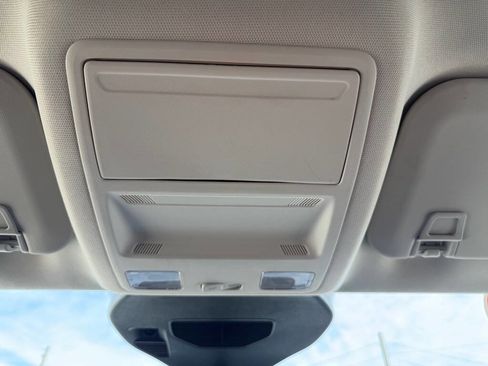 Used 2024 Ford Escape SE w/ Class II Trailer Tow Package image 32