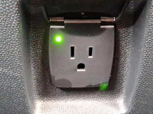 Used 2022 Ford EcoSport SE w/ SE Convenience Package image 27