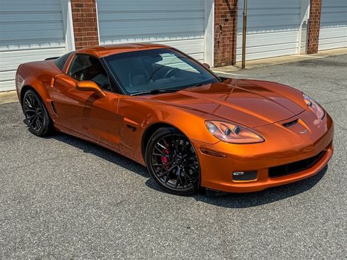 Used 2007 Chevrolet Corvette Z06 w/ Preferred Equipment Group RWD image 26