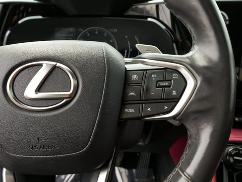 Used 2024 Lexus NX 250 FWD w/ Cold Area Package image 17