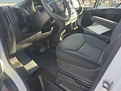 Used 2025 RAM ProMaster 1500 w/ Storage Group image 13