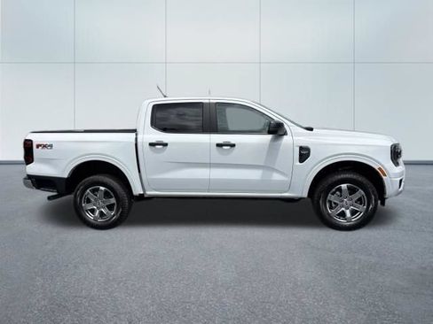 Used 2025 Ford Ranger XLT w/ FX4 Off-Road Package AWD/4WD image 2
