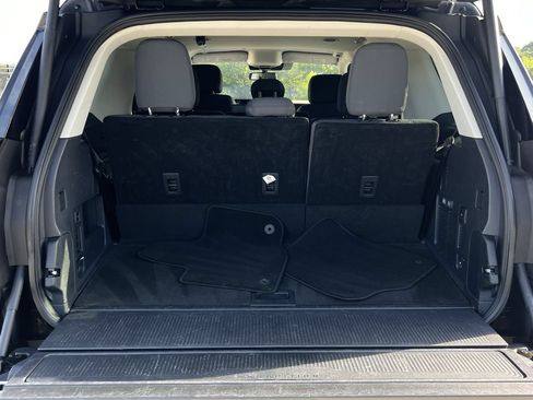 Used 2025 Ford Expedition Active RWD image 26