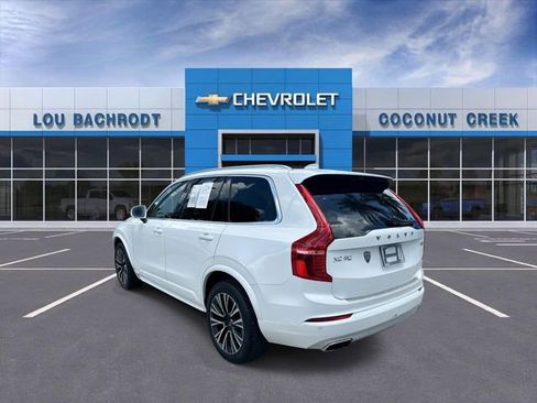 Used 2020 Volvo XC90 T6 Momentum AWD/4WD image 6