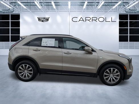 Used 2023 Cadillac XT4 Sport image 3