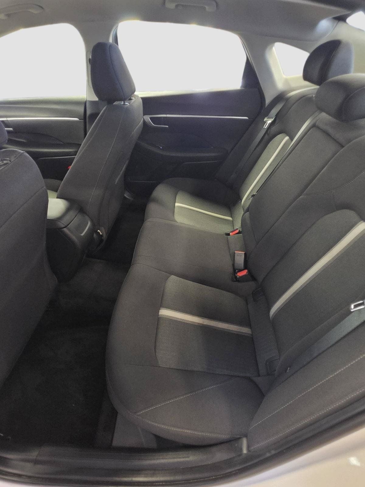 Used 2025 Hyundai Sonata SEL FWD image 23