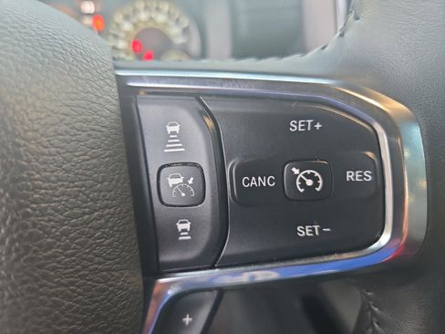 Used 2024 RAM 1500 Laramie image 20