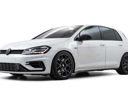 Used 2019 Volkswagen Golf R 4-Door image 7