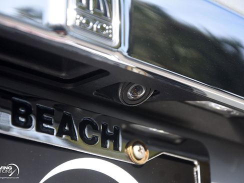 Used 2015 Rolls-Royce Wraith image 12